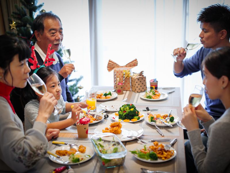 repas inter-generationnel de noel au japon / visondeco